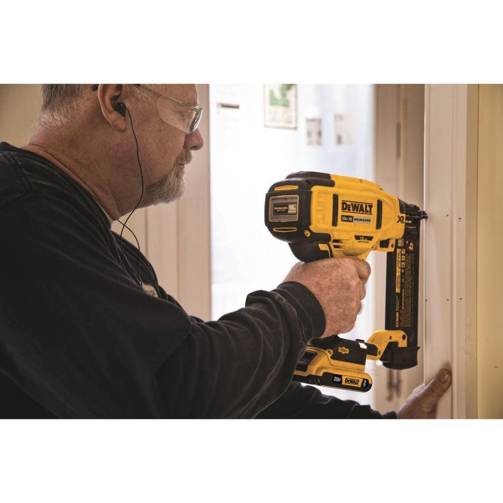 20V MAX Cordless Brad Nailer E67786