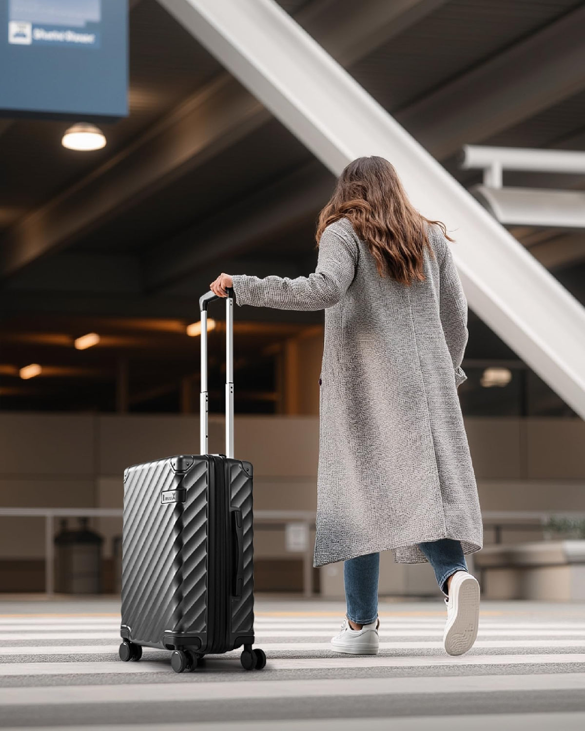 20 Inch Carry On Luggage 22x14x9 Charcoal Metallic X70395